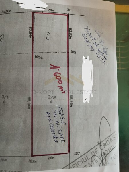 Peris, langa Profi, teren 1.600 mp, deschidere 20 ml.